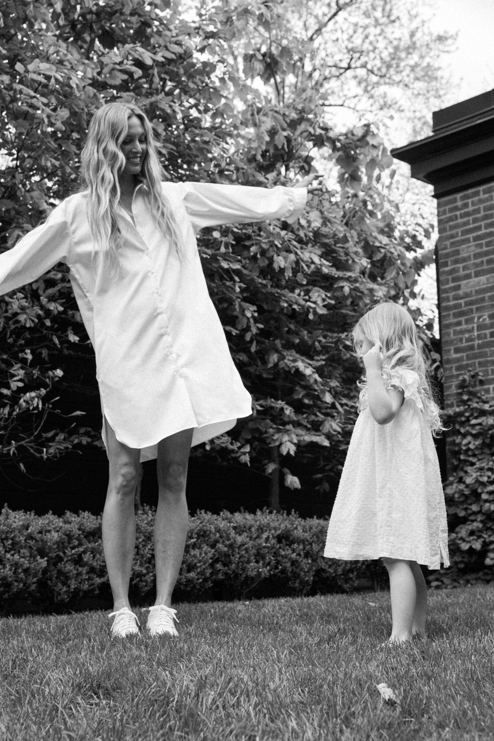 Kayla Rocca Kismet Artists Photographer Commercial Lifestyle Motherhood 1 scaled Kismet Artists Cinematographer Management
